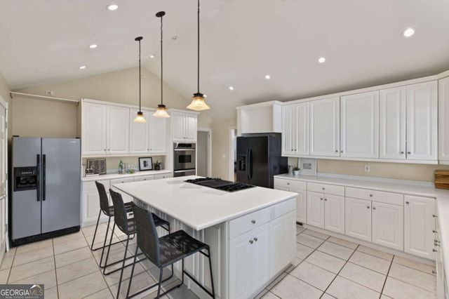 1040 Lindridge Drive NE, Atlanta, GA 30324