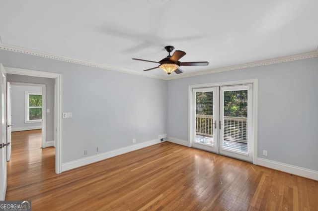 1040 Lindridge Drive NE, Atlanta, GA 30324