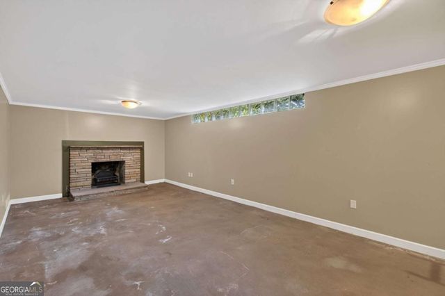 1040 Lindridge Drive NE, Atlanta, GA 30324