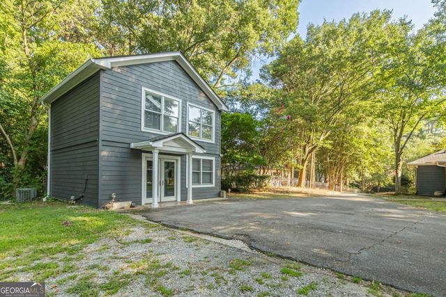 1040 Lindridge Drive NE, Atlanta, GA 30324