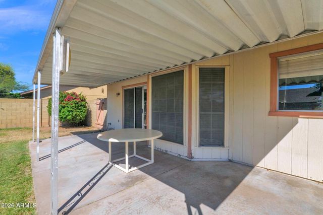 6407 W LUPINE Avenue, Glendale, AZ 85304