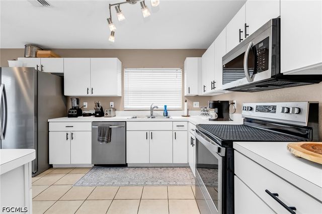 24208 Buckingham WAY, Punta Gorda, FL 33980