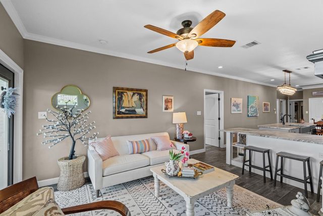 639 29th Street, San Leon, TX 77539