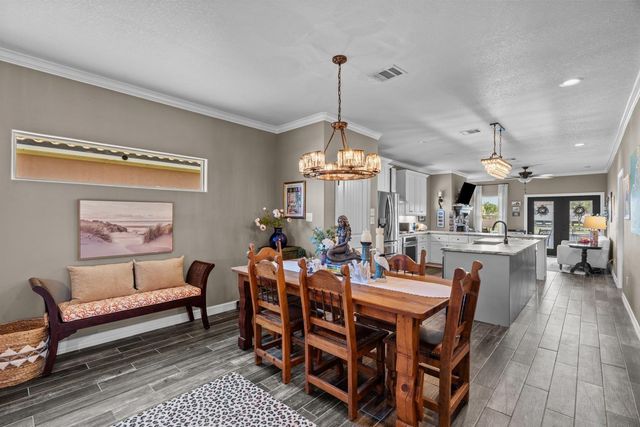 639 29th Street, San Leon, TX 77539