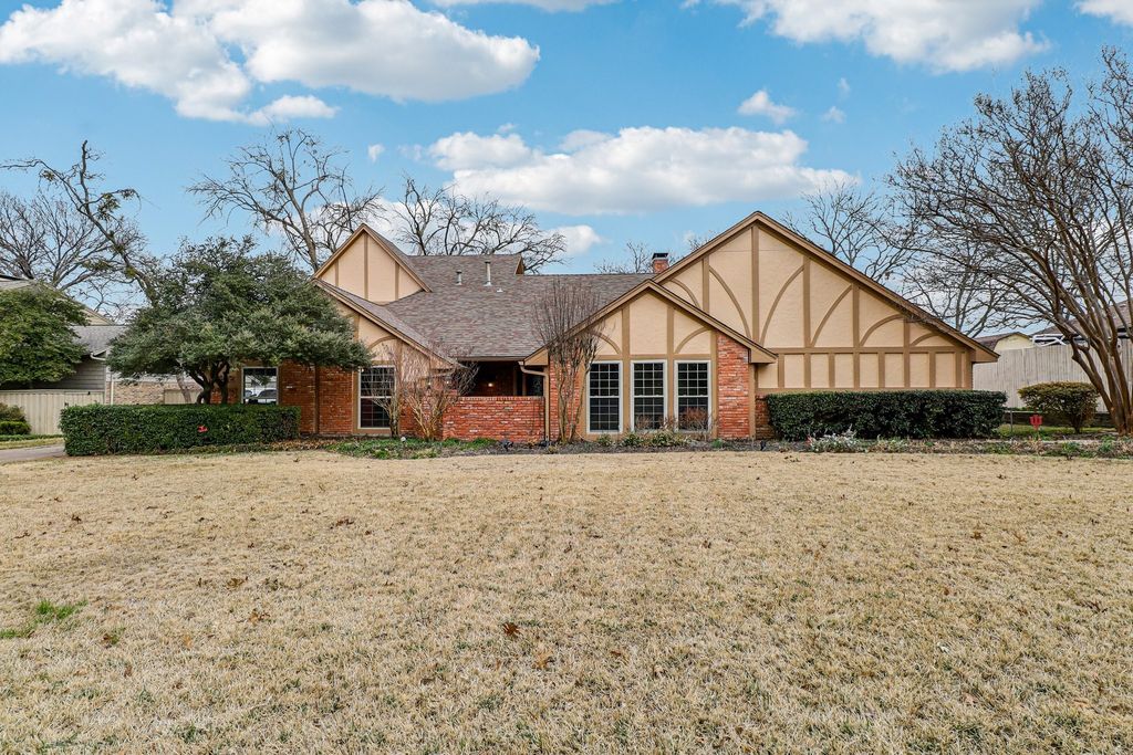 2212 Windsor Drive, Richardson, TX 75082