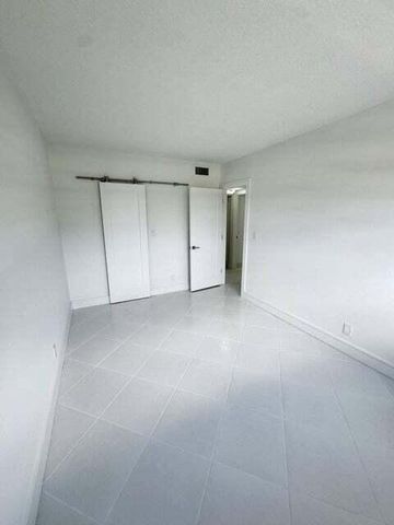 100 Royal Palm Way 2070, Boca Raton, FL 33432