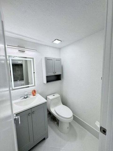 100 Royal Palm Way 2070, Boca Raton, FL 33432