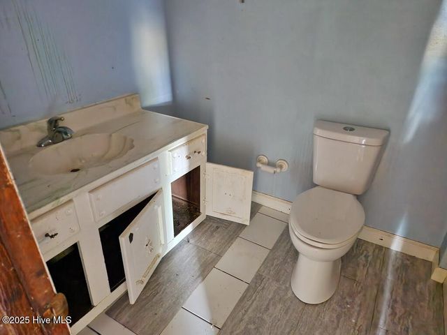 2013 Holland Road, Greenville, NC 27834