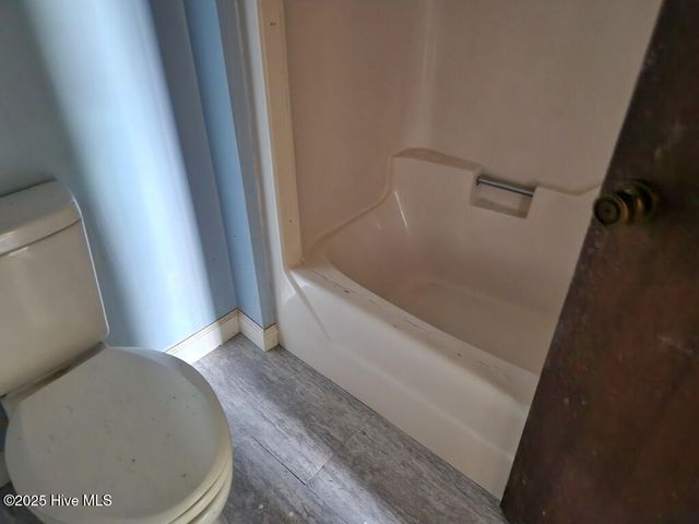 2013 Holland Road, Greenville, NC 27834