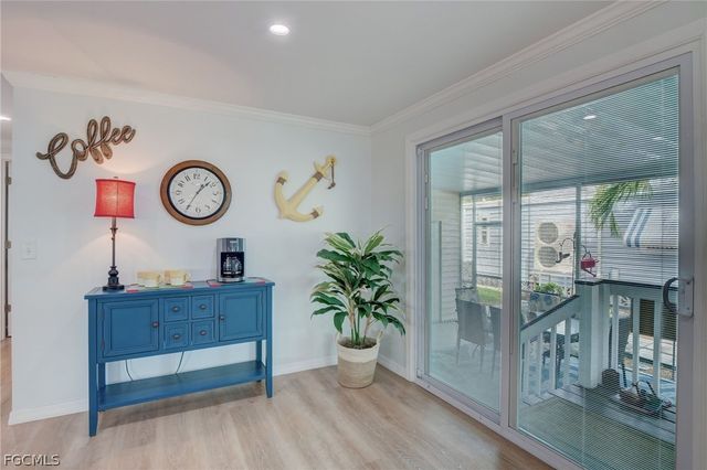 5554 Sir Walter WAY, North Fort Myers, FL 33917