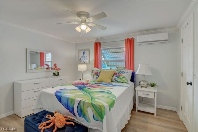 5554 Sir Walter WAY, North Fort Myers, FL 33917