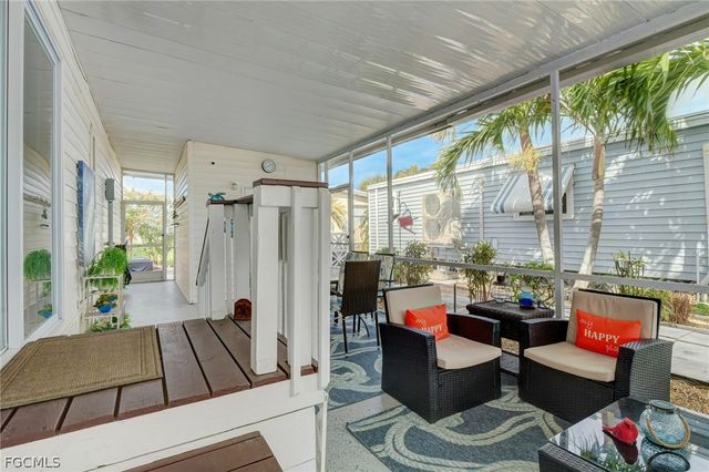 5554 Sir Walter WAY, North Fort Myers, FL 33917