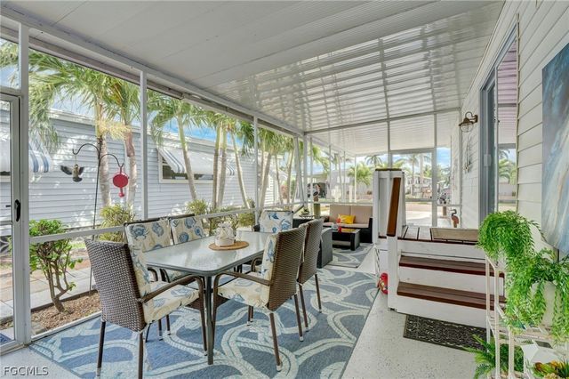 5554 Sir Walter WAY, North Fort Myers, FL 33917