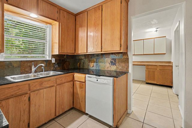 1418 Tatum Drive, Arlington, TX 76012