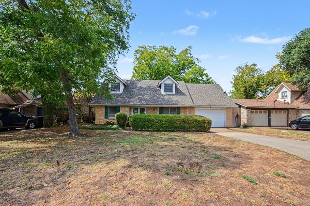 1418 Tatum Drive, Arlington, TX 76012