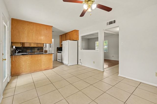 1418 Tatum Drive, Arlington, TX 76012