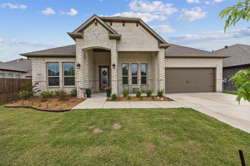 2293 High Plain Lane, Waxahachie, TX 75167