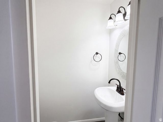 408 N 1500 W, Clinton, UT 84015