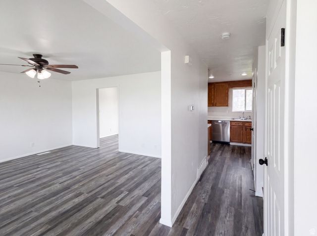 408 N 1500 W, Clinton, UT 84015