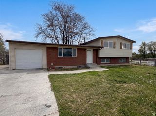 408 N 1500 W, Clinton, UT 84015