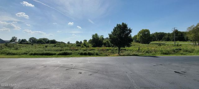 000 County Road 192, 39, Carthage, MO 64836