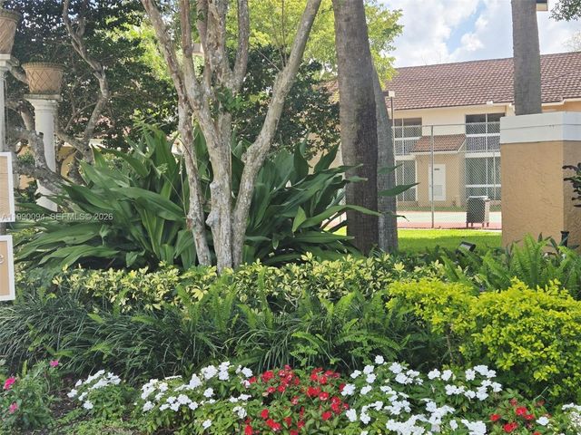 860 NW 92nd Ave 860, Plantation, FL 33324