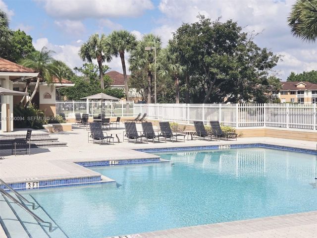 860 NW 92nd Ave 860, Plantation, FL 33324