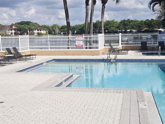 860 NW 92nd Ave 860, Plantation, FL 33324