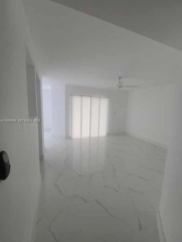 860 NW 92nd Ave 860, Plantation, FL 33324