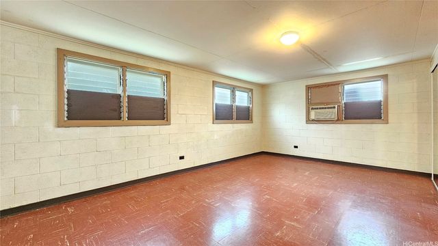 3537 Kumuwai Place, Honolulu, HI 96822