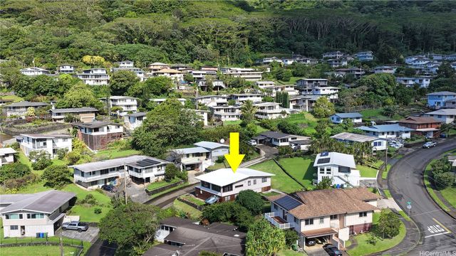 3537 Kumuwai Place, Honolulu, HI 96822