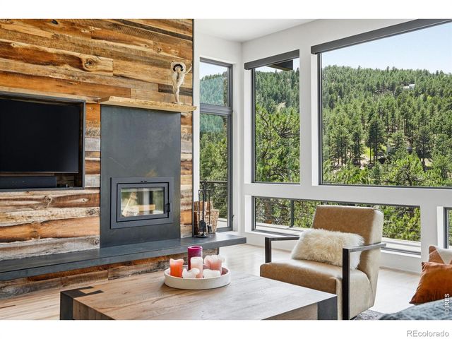 725 Timber Lane, Boulder, CO 80304