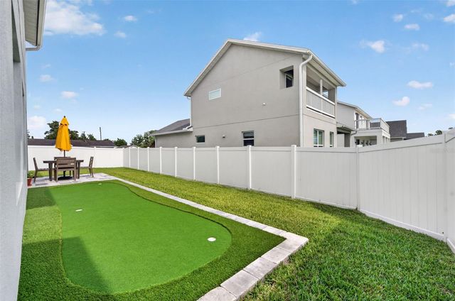 701 DENNIS AVENUE, Orlando, FL 32807