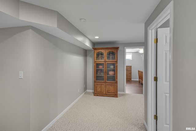 1215 PEACH TREE Lane, Quincy, IL 62305