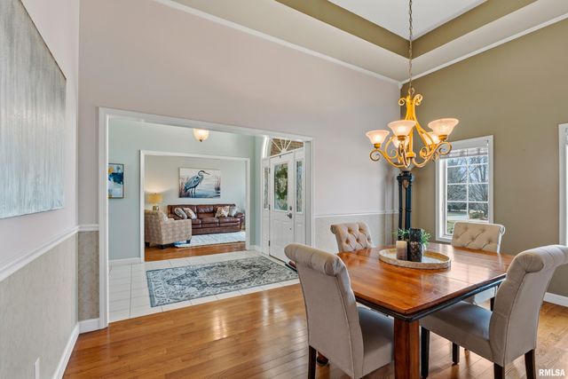 1215 PEACH TREE Lane, Quincy, IL 62305