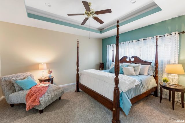 1215 PEACH TREE Lane, Quincy, IL 62305