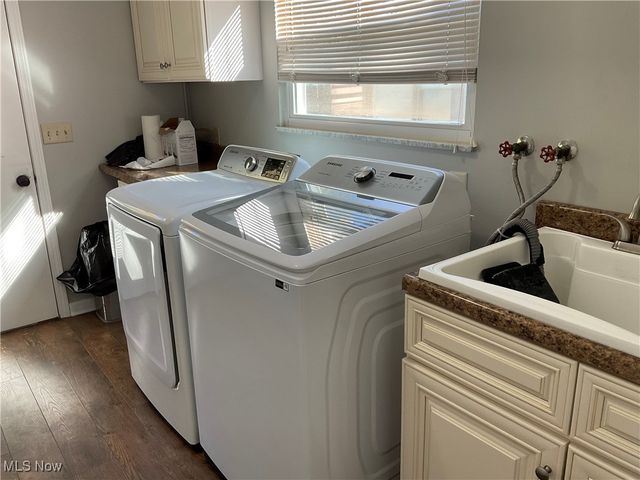 77 Keewaydin Drive, Timberlake, OH 44095