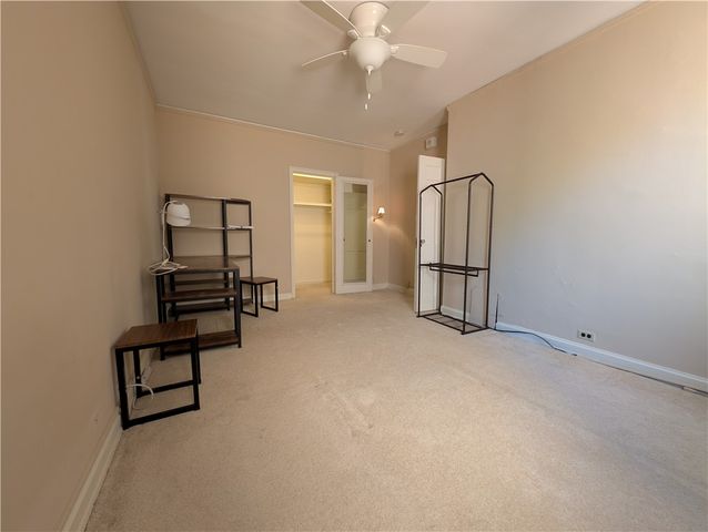 144 N Dithridge St 403, Oakland, PA 15213