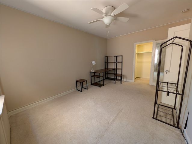 144 N Dithridge St 403, Oakland, PA 15213