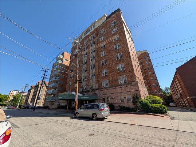 144 N Dithridge St 403, Oakland, PA 15213