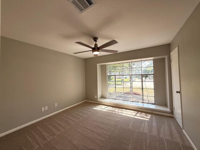 9814 Foxrun Court, Houston, TX 77080