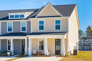 215 Harding Lane, Goose Creek, SC 29445