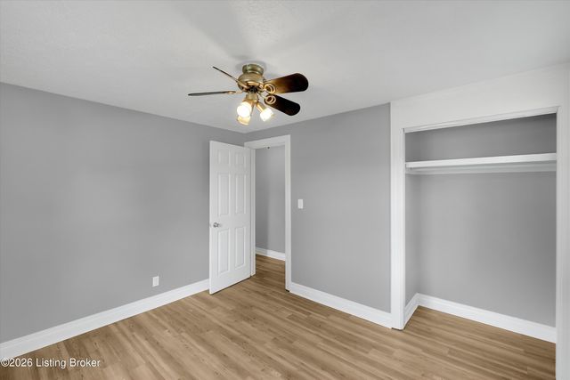5312 Devers Ave, Louisville, KY 40214