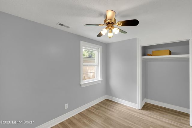 5312 Devers Ave, Louisville, KY 40214