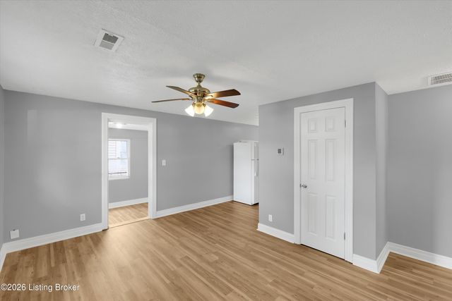 5312 Devers Ave, Louisville, KY 40214