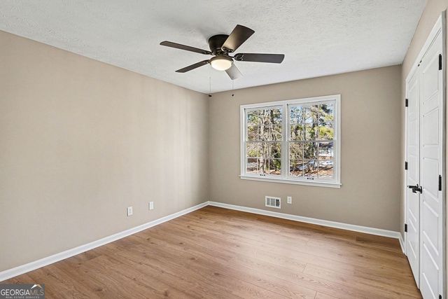 2304 Rolling Acres Drive SW, Conyers, GA 30094