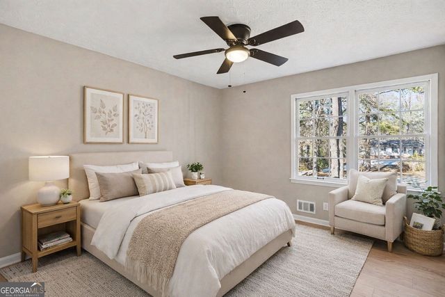 2304 Rolling Acres Drive SW, Conyers, GA 30094