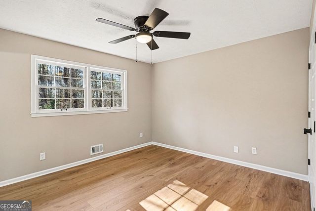 2304 Rolling Acres Drive SW, Conyers, GA 30094