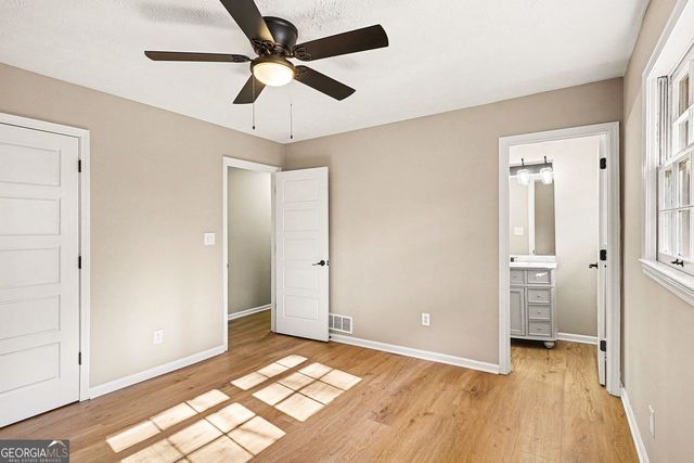 2304 Rolling Acres Drive SW, Conyers, GA 30094