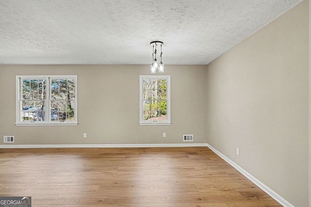 2304 Rolling Acres Drive SW, Conyers, GA 30094